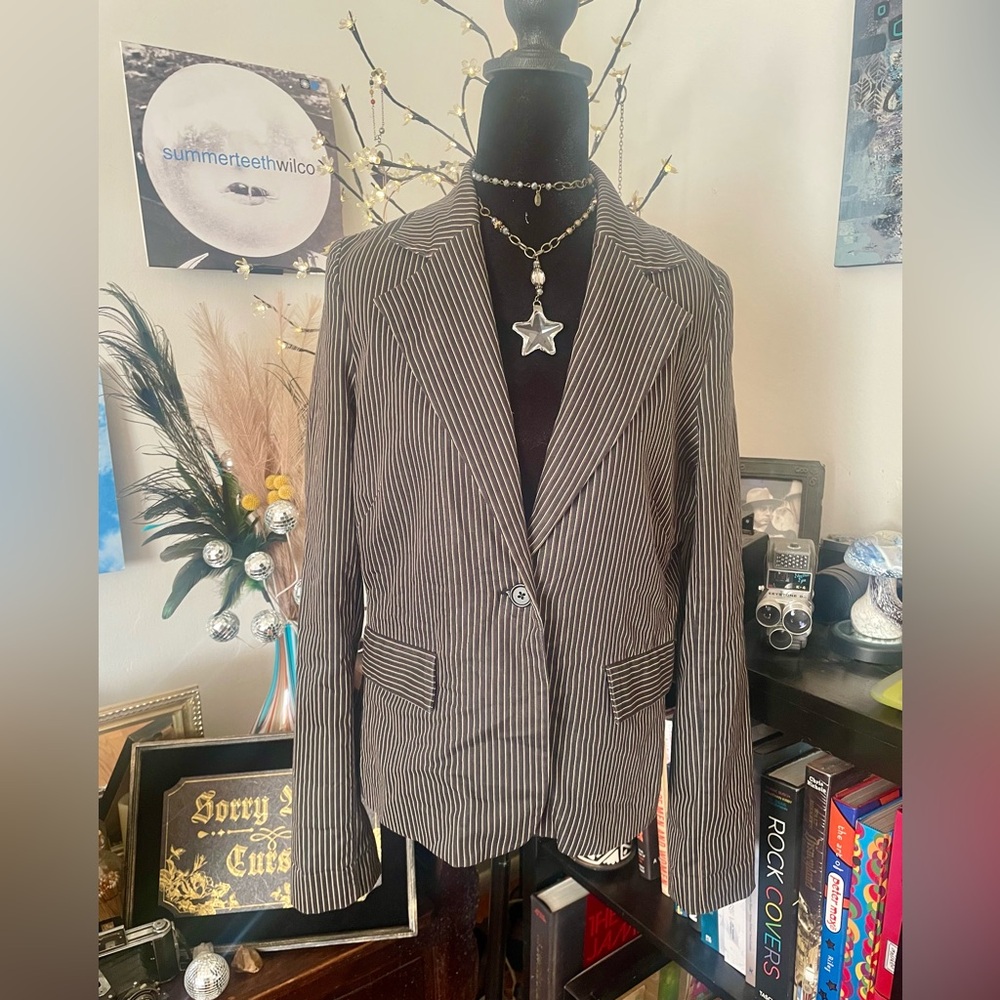 Old Navy Vintage Striped Black brown and cream Blazer